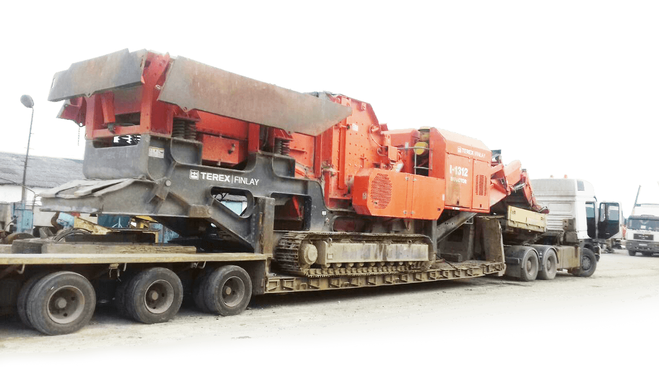 фото доставки роторной дробилки TEREX-FINLAY I-1312 автотралом по России